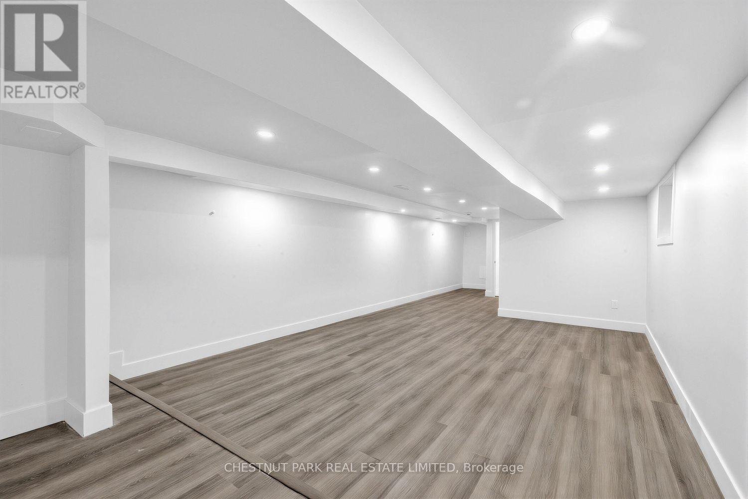 89 Dearbourne Avenue, Toronto, Ontario M4K 1M6 - Photo 30 - E13536636