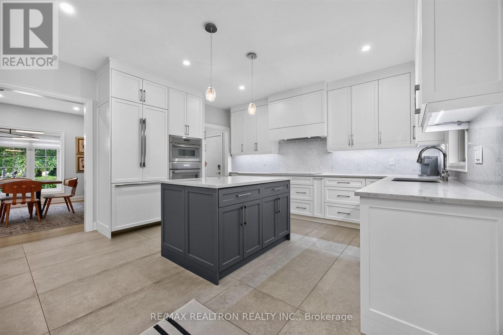 7 Maplehyrn Avenue, East Gwillimbury, Ontario  L0G 1V0 - Photo 17 - N13536704