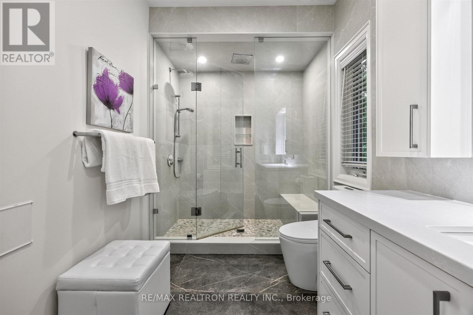 7 Maplehyrn Avenue, East Gwillimbury, Ontario  L0G 1V0 - Photo 28 - N13536704