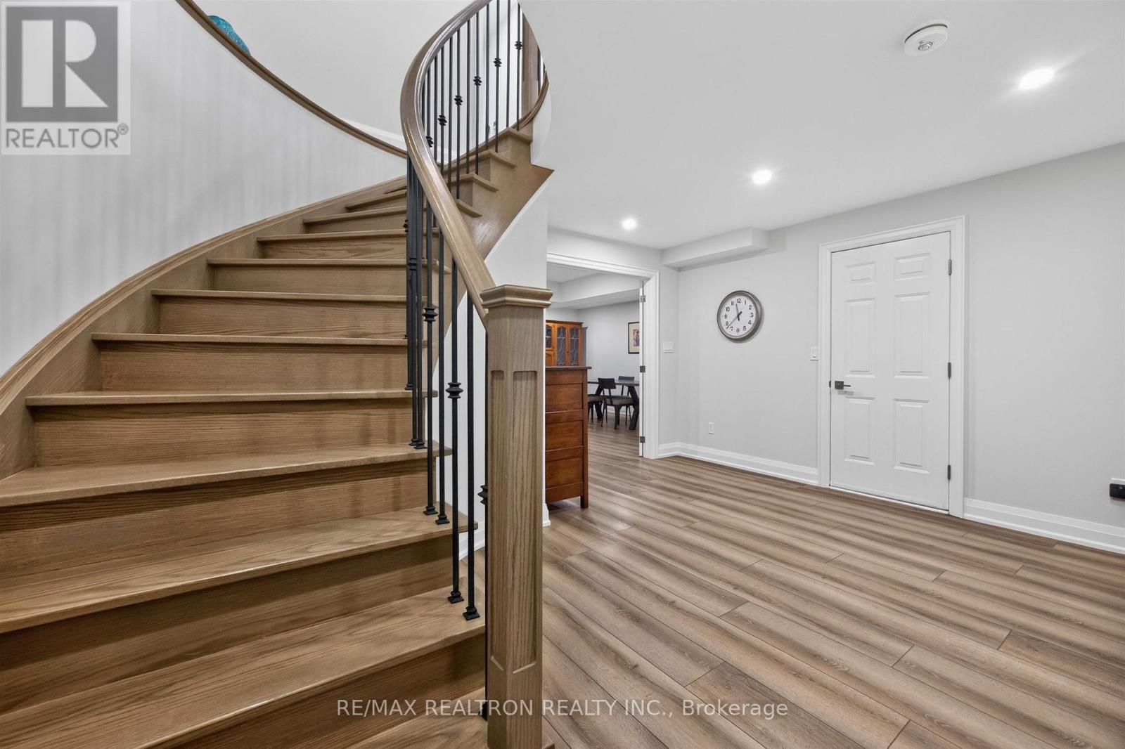 7 Maplehyrn Avenue, East Gwillimbury, Ontario  L0G 1V0 - Photo 34 - N13536704