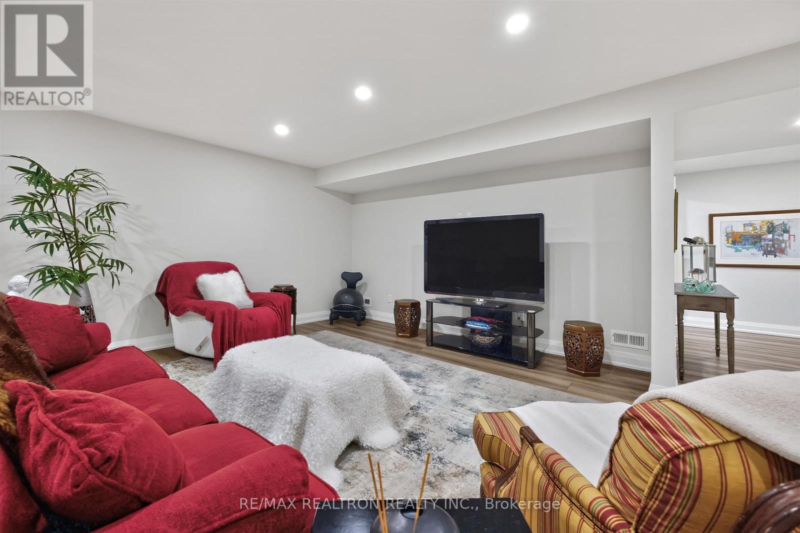 7 Maplehyrn Avenue, East Gwillimbury, Ontario  L0G 1V0 - Photo 38 - N13536704