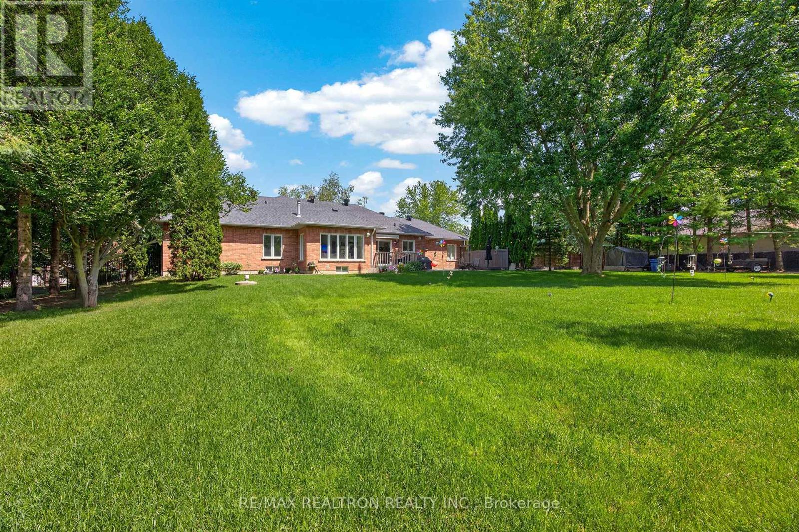 7 Maplehyrn Avenue, East Gwillimbury, Ontario  L0G 1V0 - Photo 46 - N13536704
