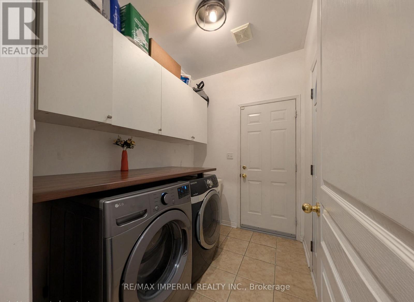 156 Goldenwood Crescent, Markham, Ontario  L6E 1L8 - Photo 35 - N13530626