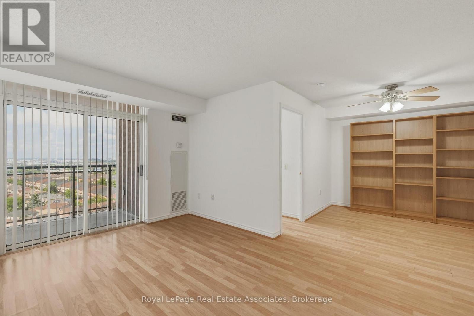 1202 - 55 Strathaven Drive, Mississauga, Ontario  L5R 4G9 - Photo 8 - W13534928