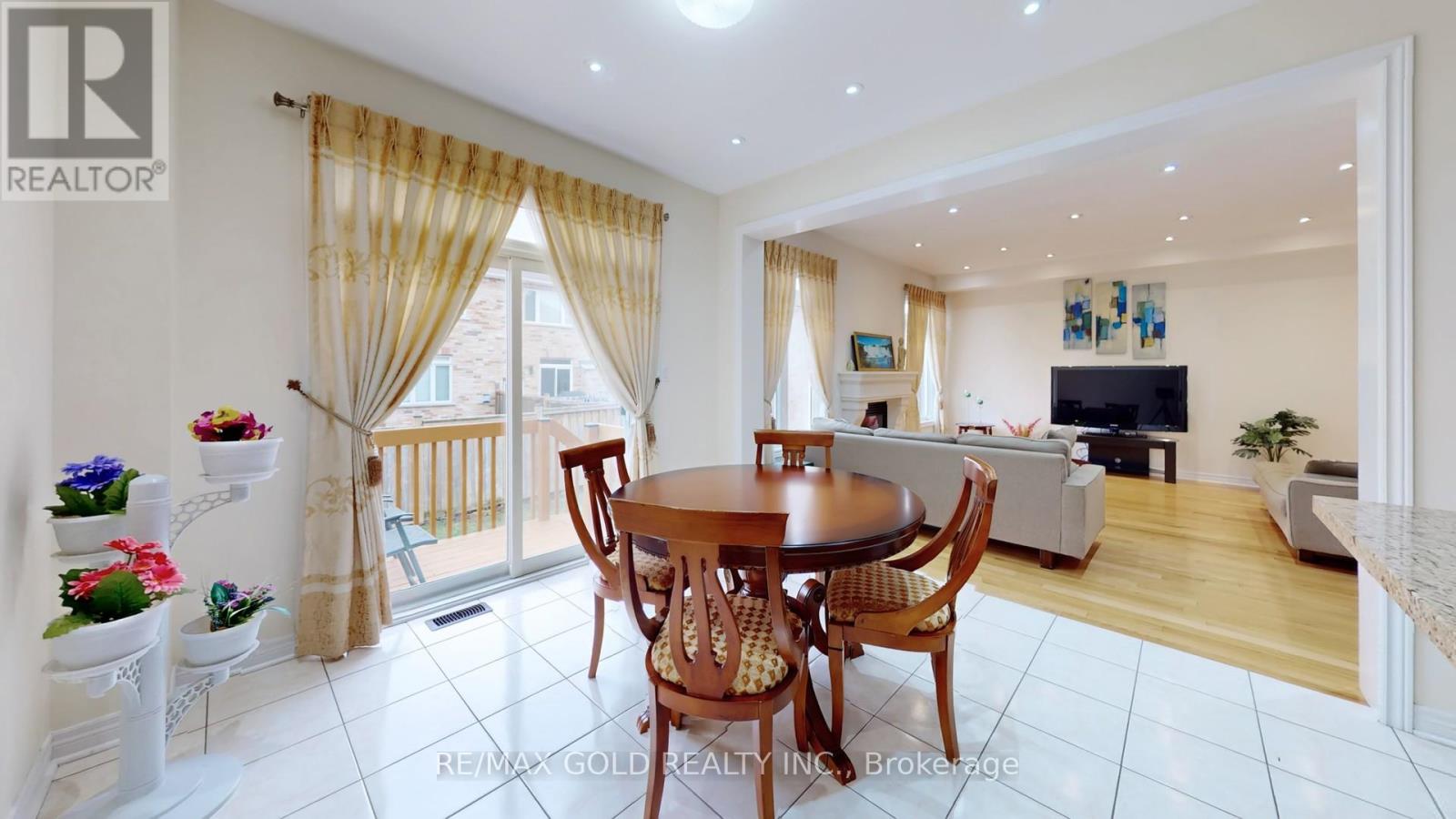 18 Kawana Road, Brampton, Ontario  L6Y 0W2 - Photo 16 - W13536572