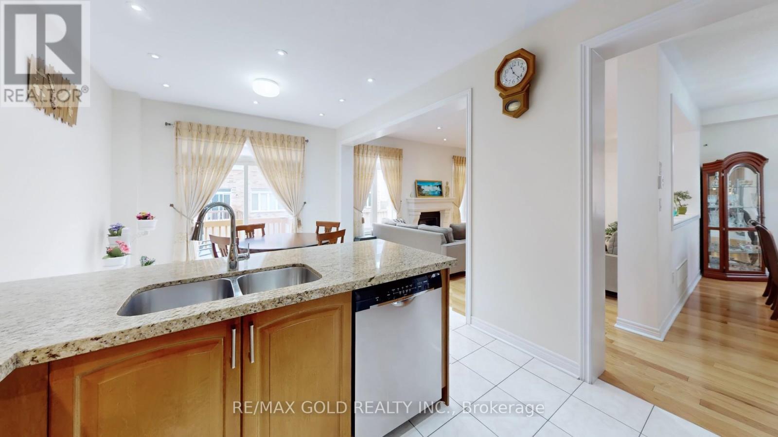 18 Kawana Road, Brampton, Ontario  L6Y 0W2 - Photo 20 - W13536572