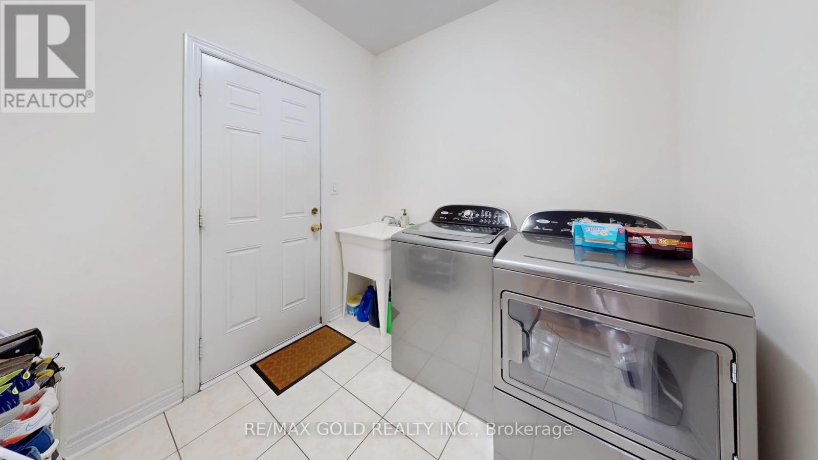 18 Kawana Road, Brampton, Ontario  L6Y 0W2 - Photo 22 - W13536572
