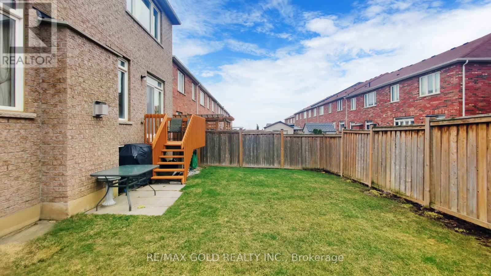18 Kawana Road, Brampton, Ontario  L6Y 0W2 - Photo 46 - W13536572