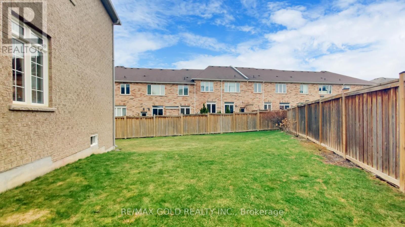 18 Kawana Road, Brampton, Ontario  L6Y 0W2 - Photo 47 - W13536572