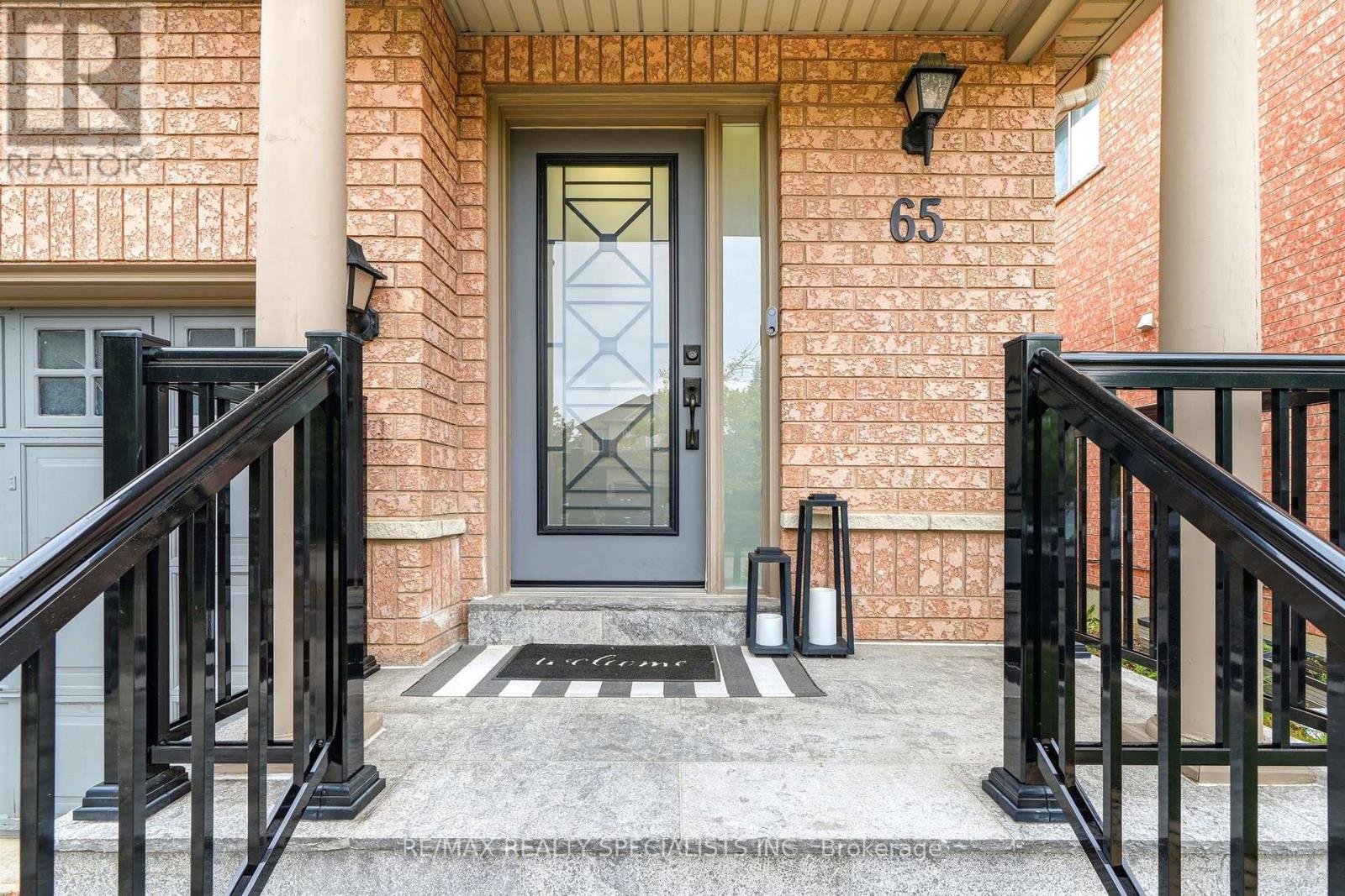 65 Ironhorse Crescent, Caledon, Ontario  L7E 2K7 - Photo 2 - W13536624