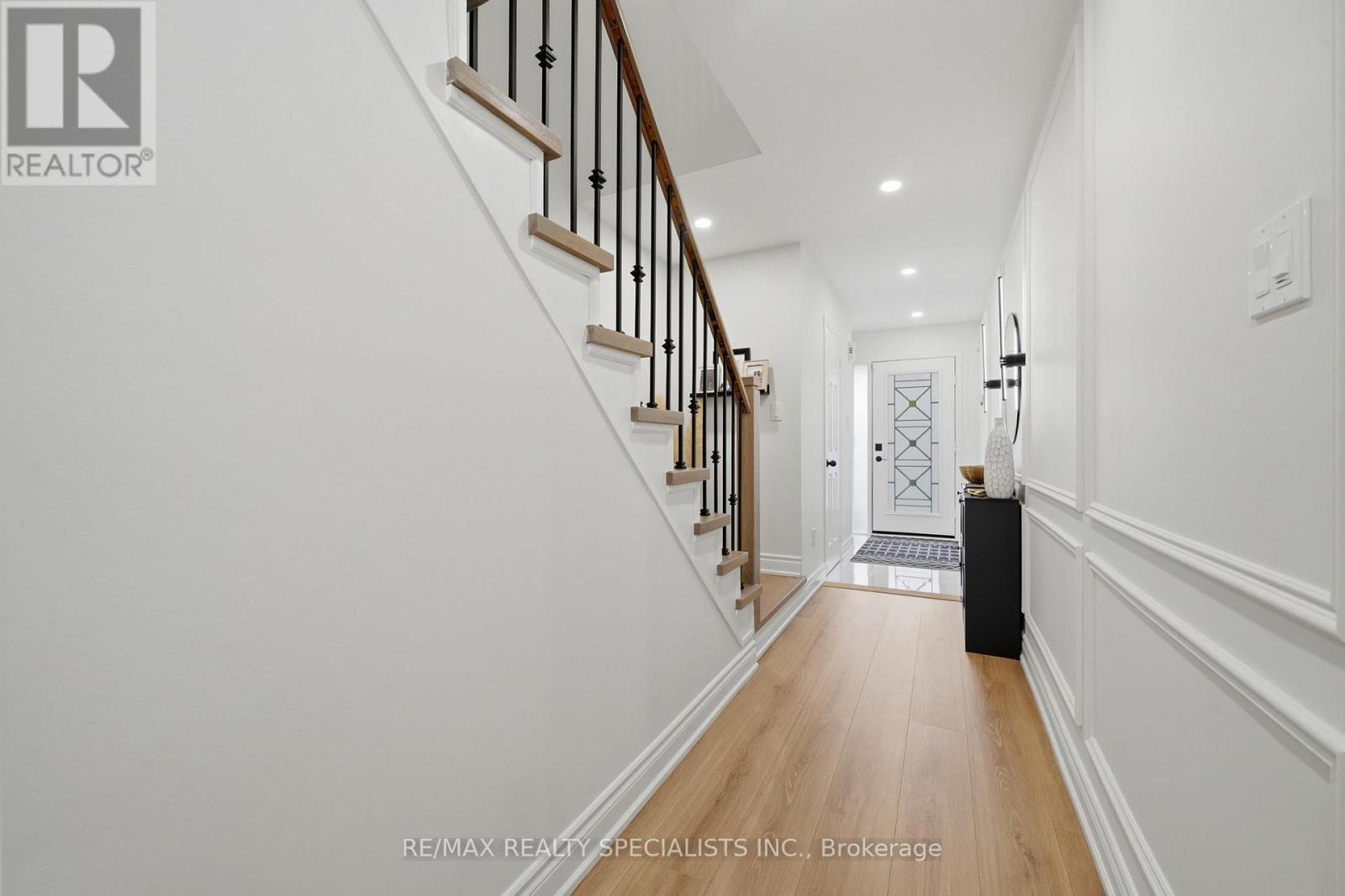 65 Ironhorse Crescent, Caledon, Ontario  L7E 2K7 - Photo 4 - W13536624