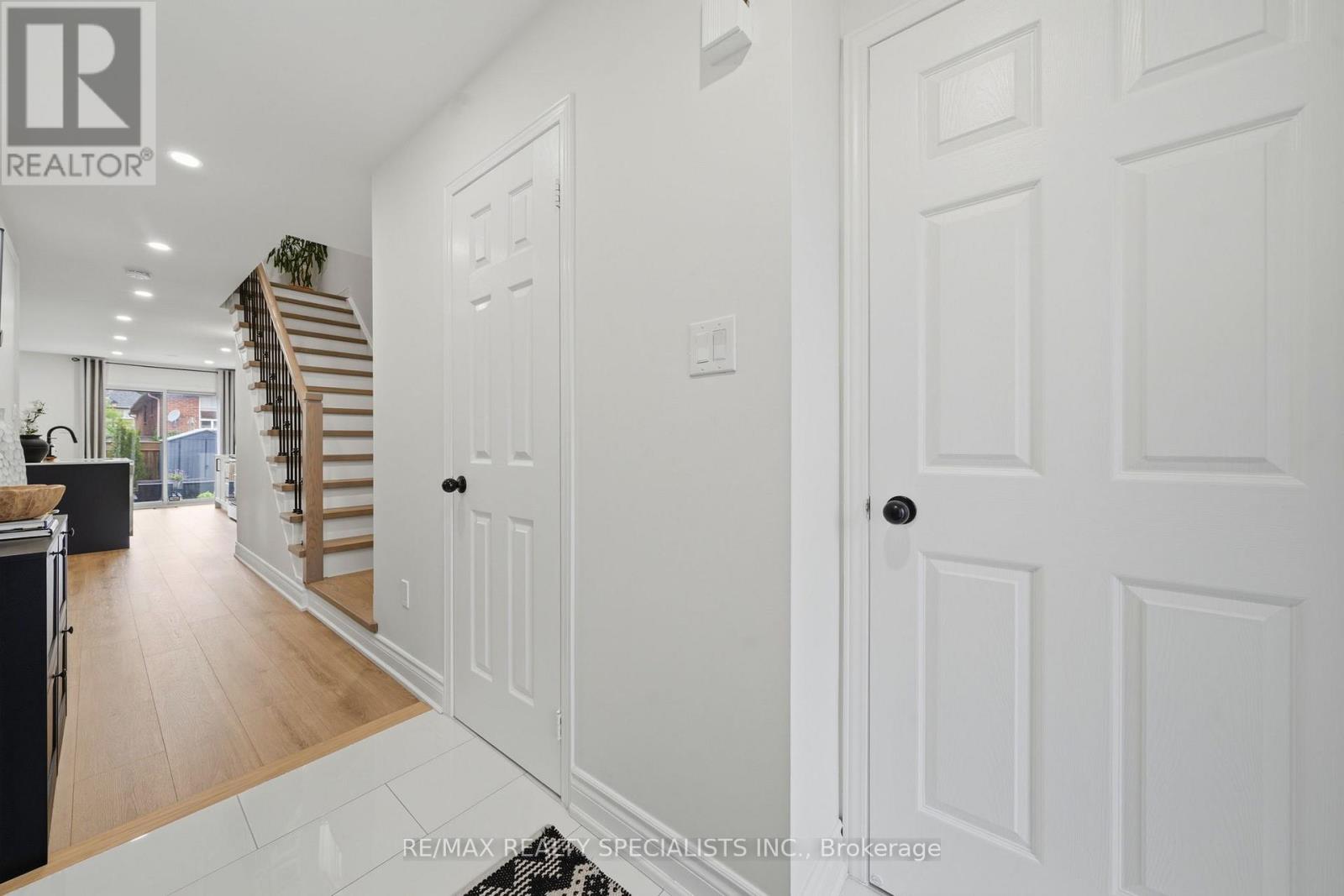 65 Ironhorse Crescent, Caledon, Ontario  L7E 2K7 - Photo 5 - W13536624