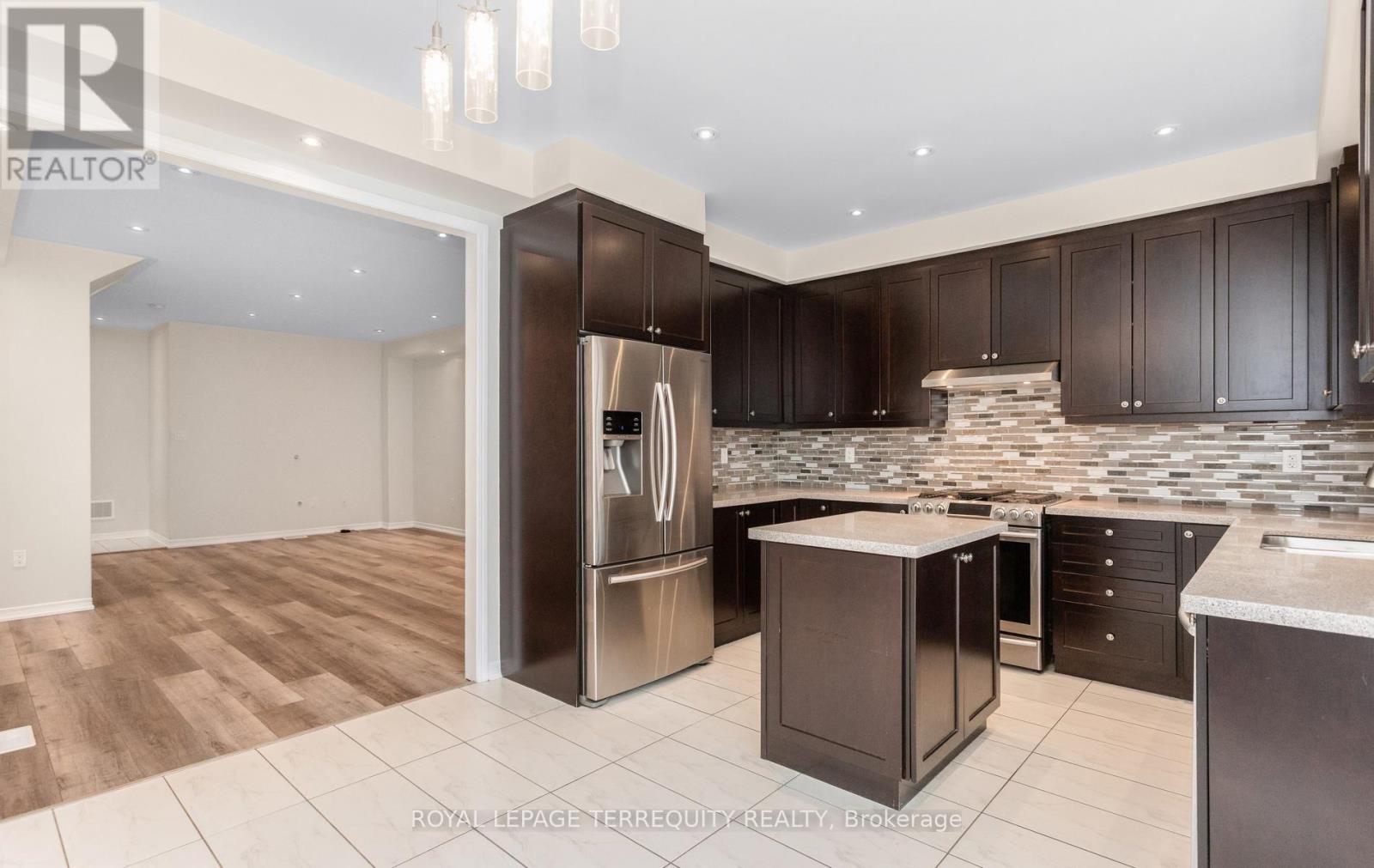 983 Francine Crescent, Mississauga, Ontario  L5V 0E2 - Photo 10 - W13536638