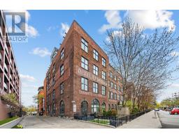 301 - 363 SORAUREN AVENUE, Toronto, Ontario