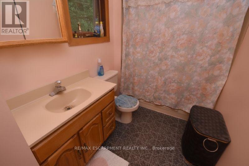 6 Viscount Road, Brantford, Ontario  N3P 1J2 - Photo 9 - X13535502