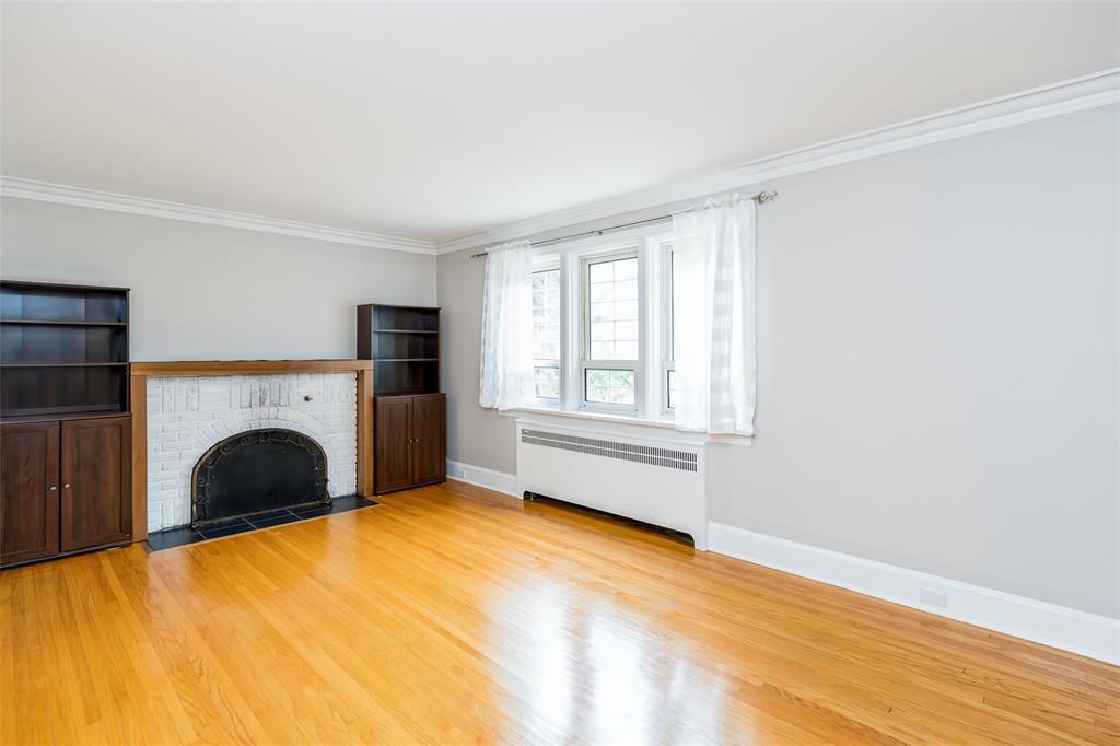 658 Riverwood Avenue, Winnipeg, Manitoba  R3T 1K4 - Photo 4 - 202615989