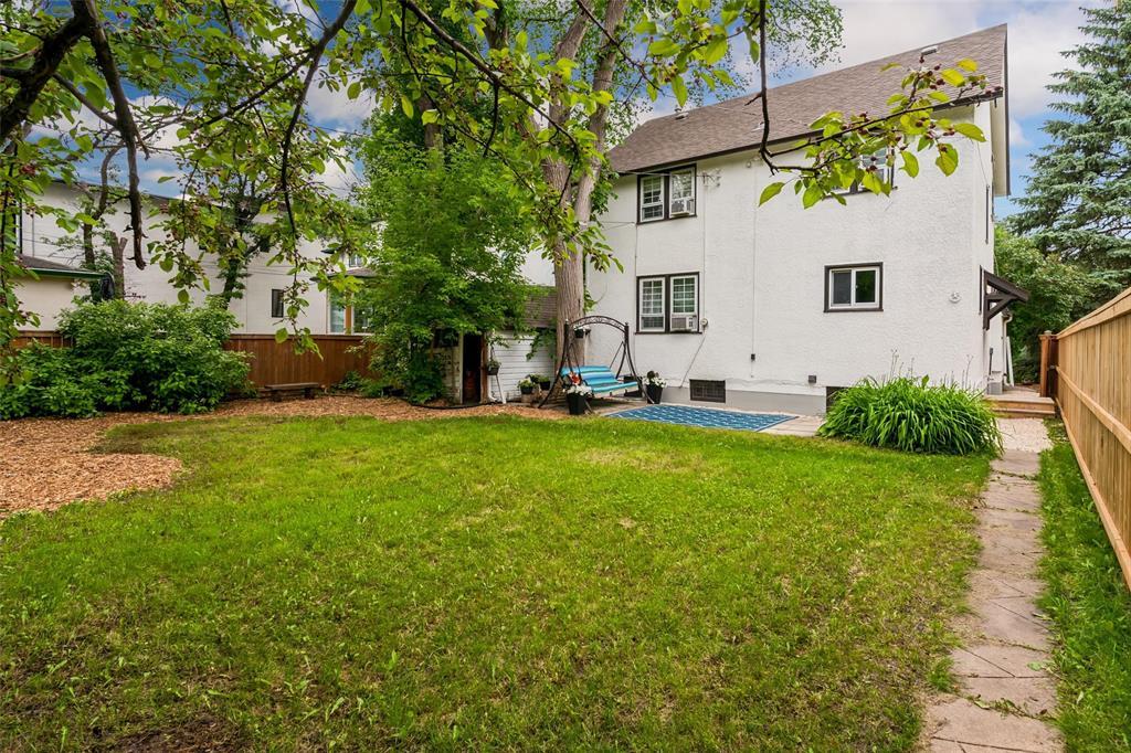 658 Riverwood Avenue, Winnipeg, Manitoba  R3T 1K4 - Photo 40 - 202615989