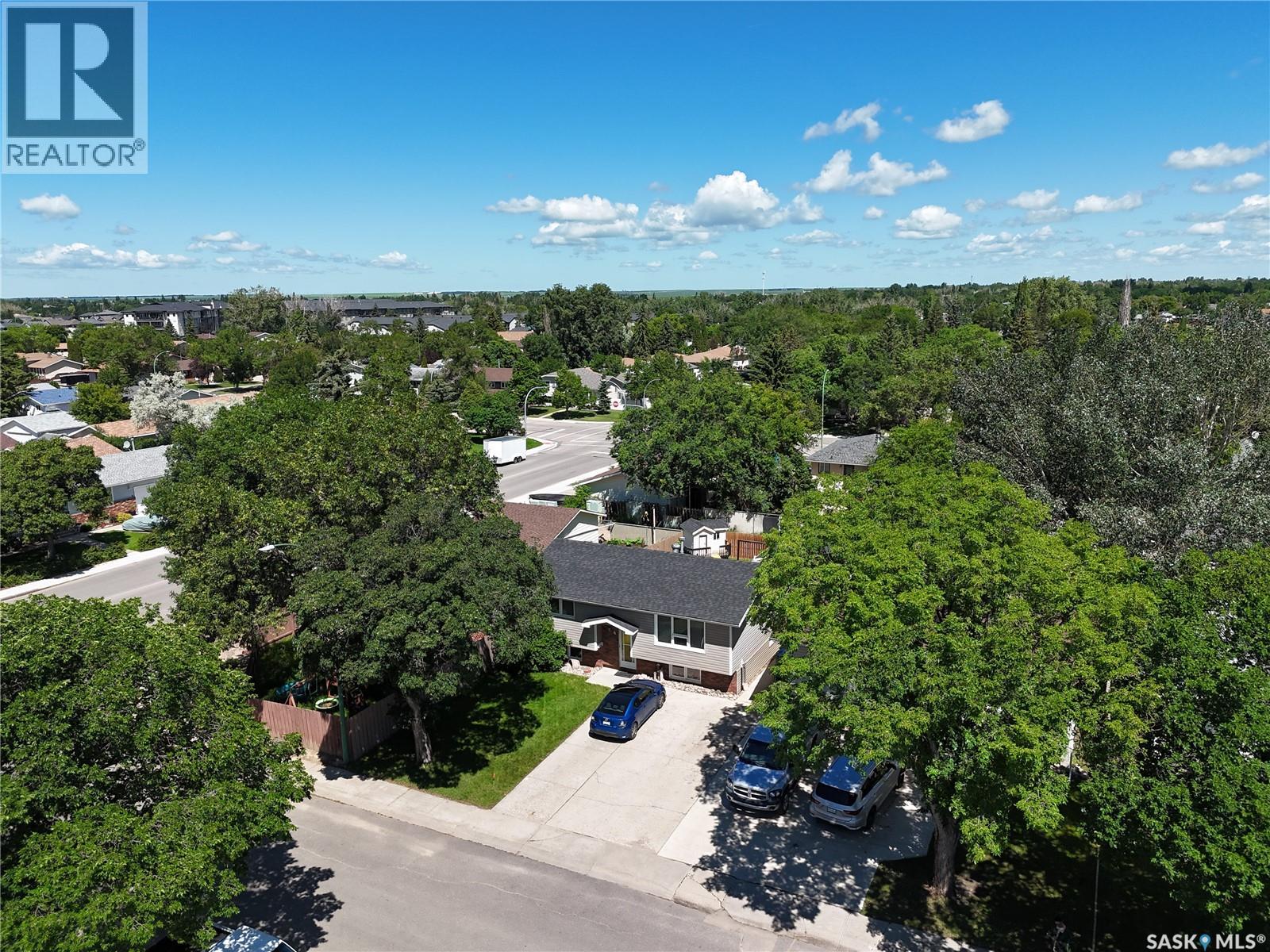 6 Fulton Drive, Regina, Saskatchewan  S4X 1E9 - Photo 3 - SK041711