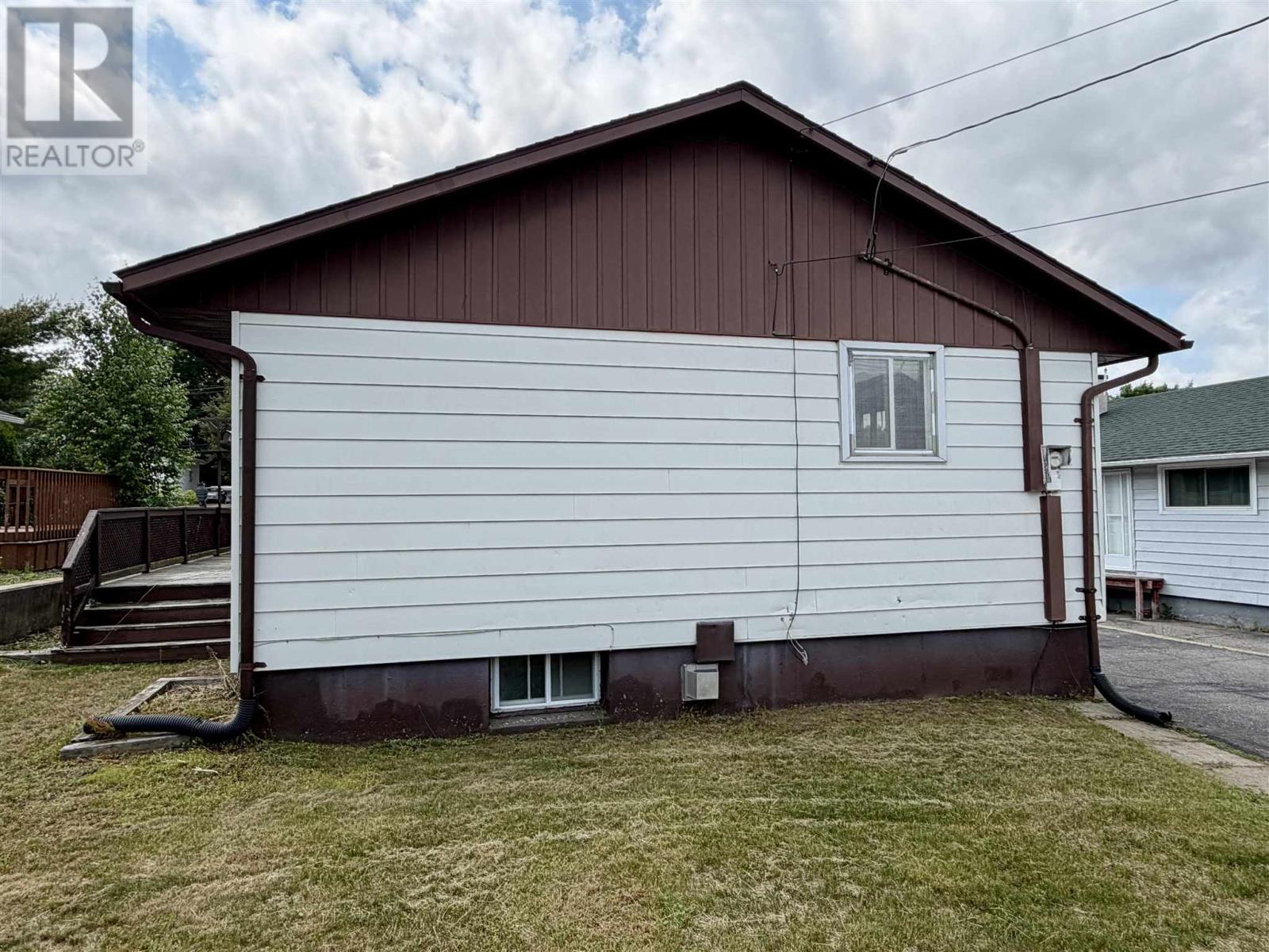 240 Mississauga Ave, Elliot Lake, Ontario  P5A 1E7 - Photo 35 - SM261736