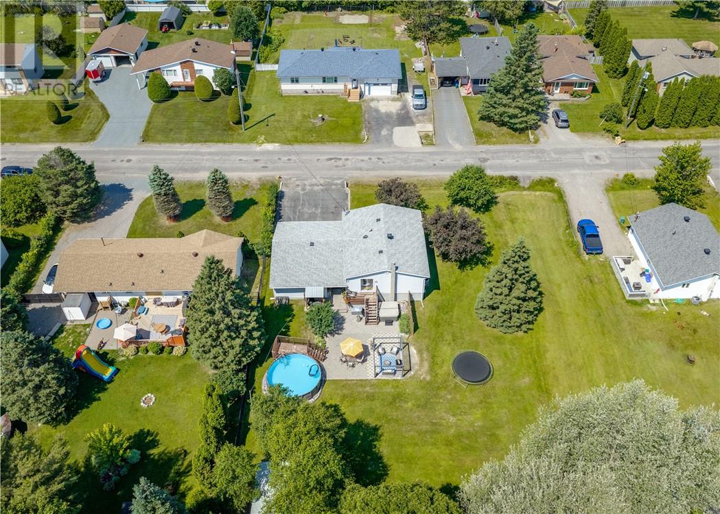 3896 Harold, Val Therese, Ontario  P3N 1J2 - Photo 2 - 2129071