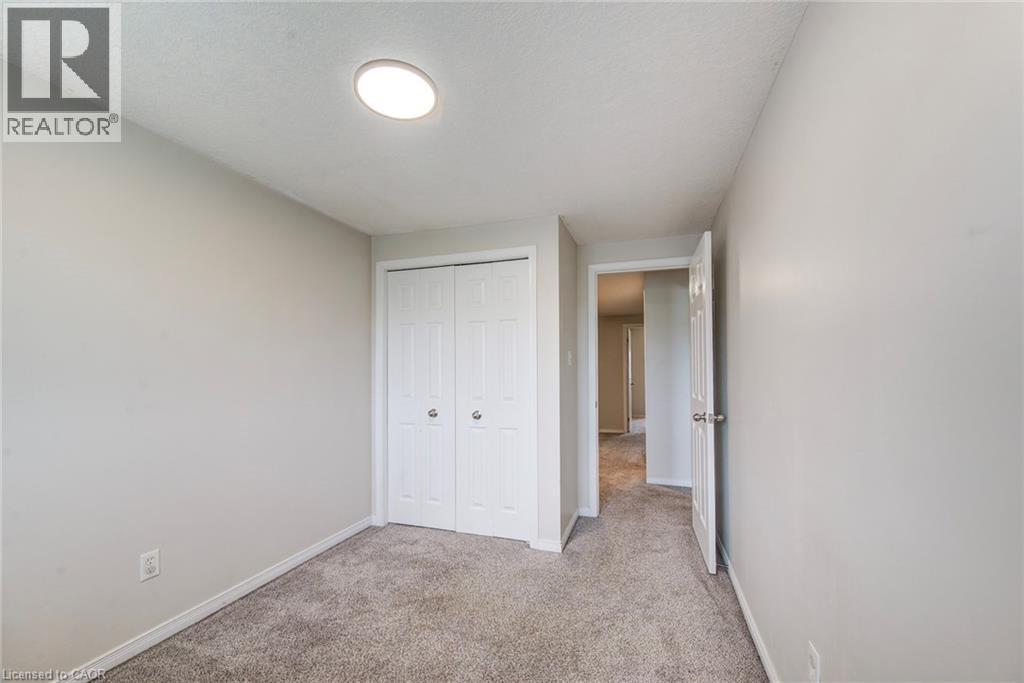 208 Featherstone Crescent, Kitchener, Ontario  N2R 1Z3 - Photo 27 - 40845942