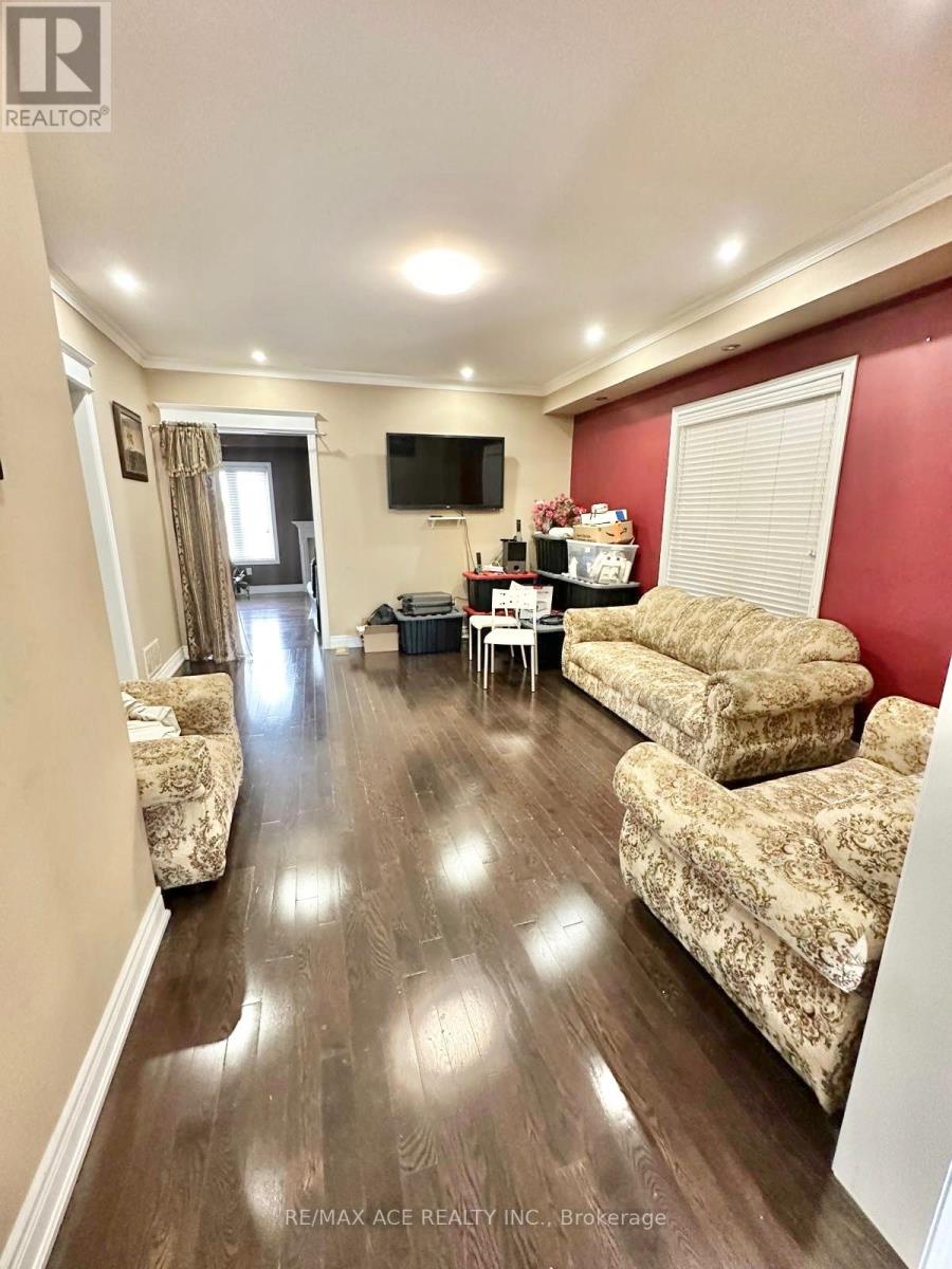7 Meltwater Crescent, Brampton, Ontario  L6P 3W1 - Photo 37 - W13535172
