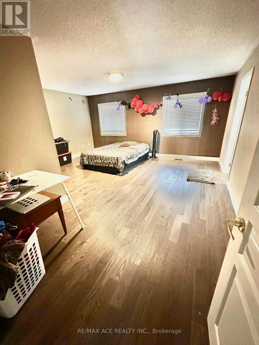 7 Meltwater Crescent, Brampton, Ontario  L6P 3W1 - Photo 32 - W13535172
