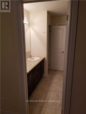 10 Villanova Road, Brampton, Ontario  L6Y 2Z4 - Photo 4 - W13498190