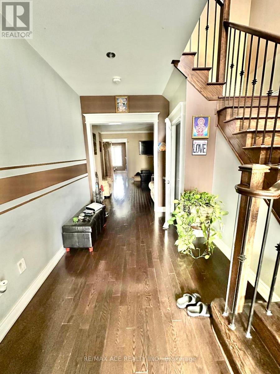 7 Meltwater Crescent, Brampton, Ontario  L6P 3W1 - Photo 24 - W13535172