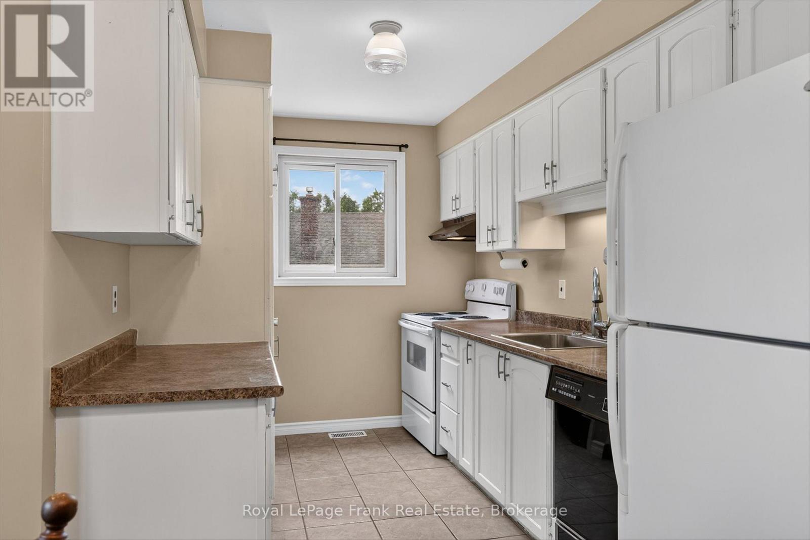 958 St Pauls Street, Peterborough, Ontario  K9H 6J6 - Photo 10 - X13536878