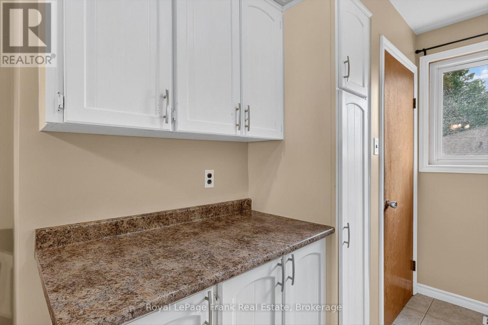 958 St Pauls Street, Peterborough, Ontario  K9H 6J6 - Photo 14 - X13536878
