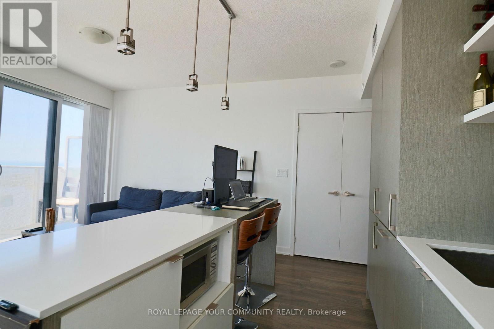 5207 - 100 Harbour Street, Toronto, Ontario  M5J 0B5 - Photo 6 - C13536764