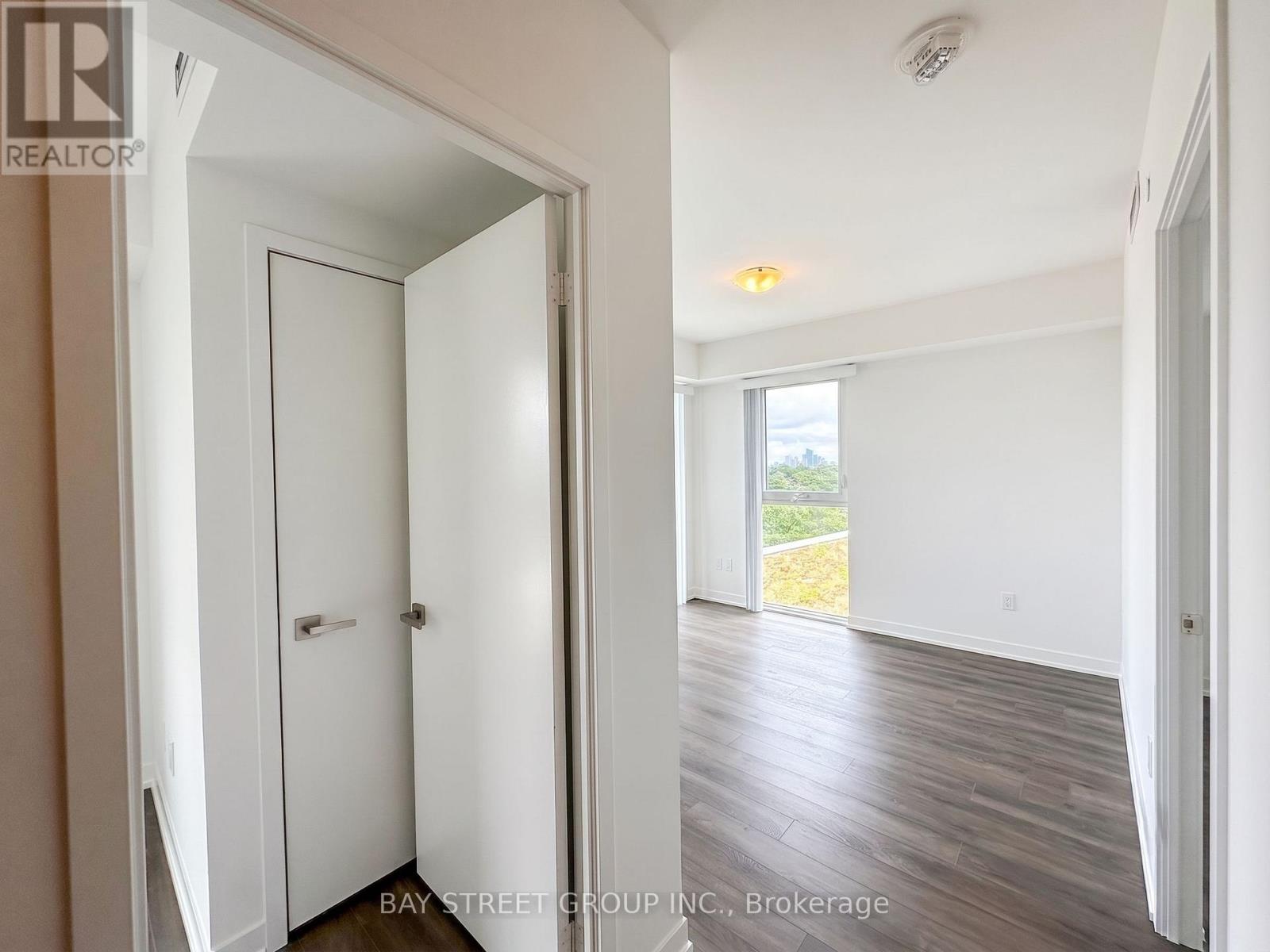 713 - 500 Wilson Avenue, Toronto, Ontario  M3H 0E5 - Photo 3 - C13536842