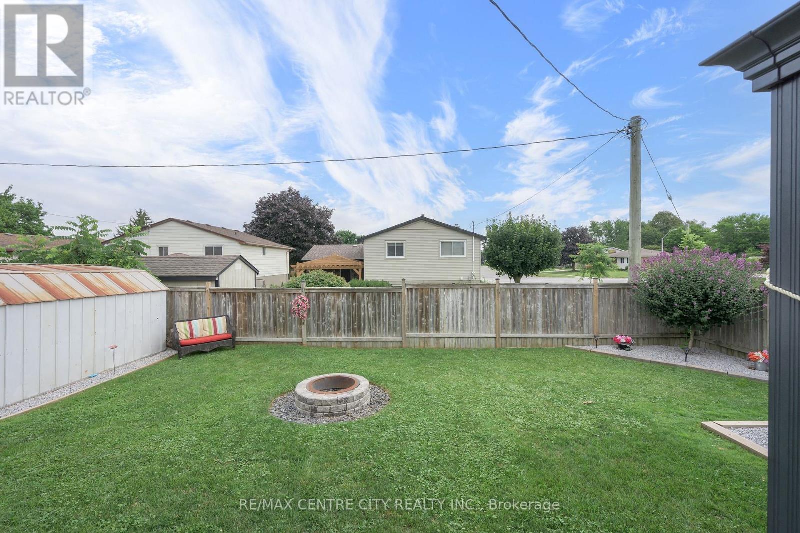 1 Idsardi Avenue, St. Thomas, Ontario  N5R 5P5 - Photo 13 - X13536812