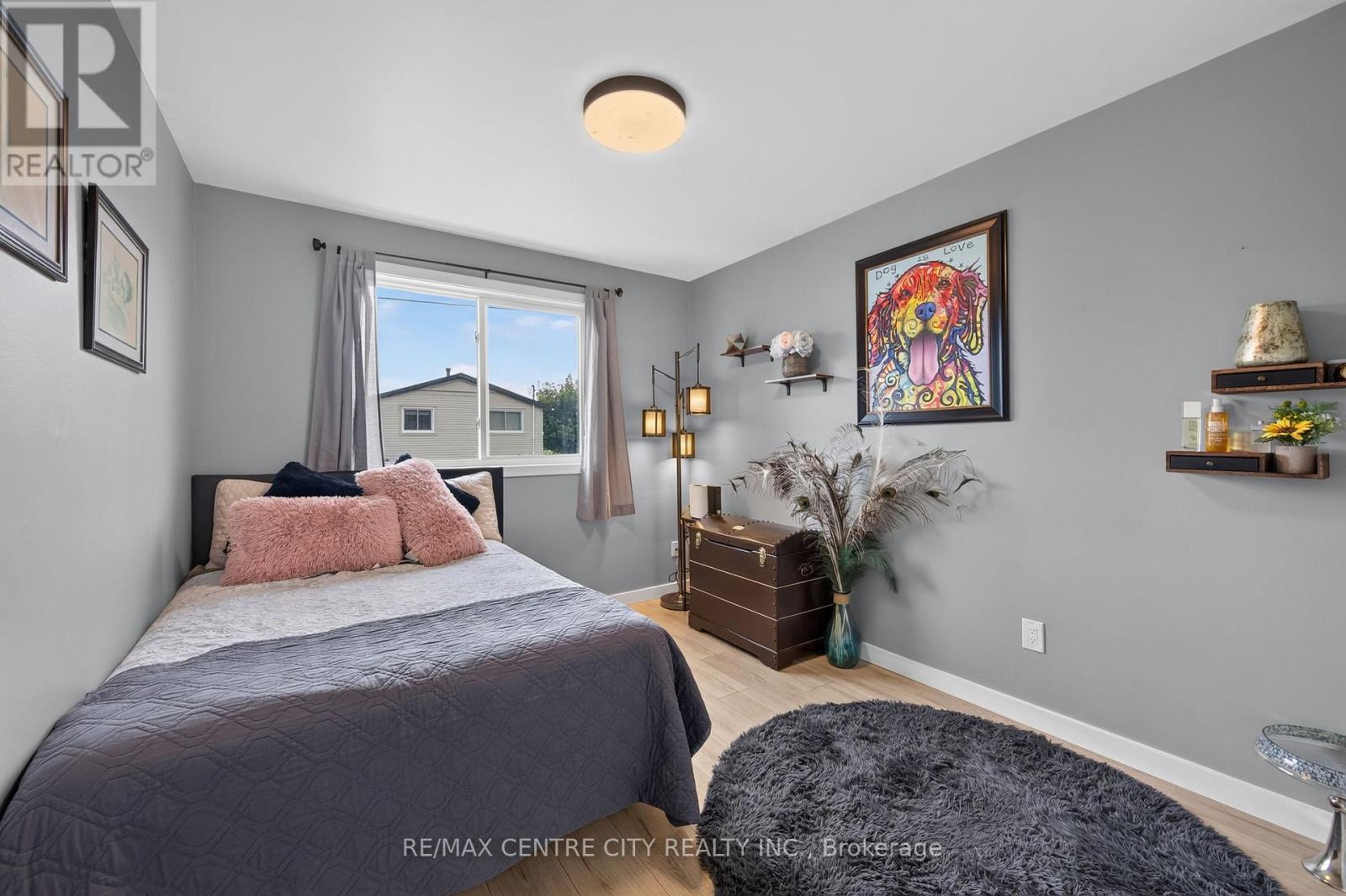 1 Idsardi Avenue, St. Thomas, Ontario  N5R 5P5 - Photo 29 - X13536812