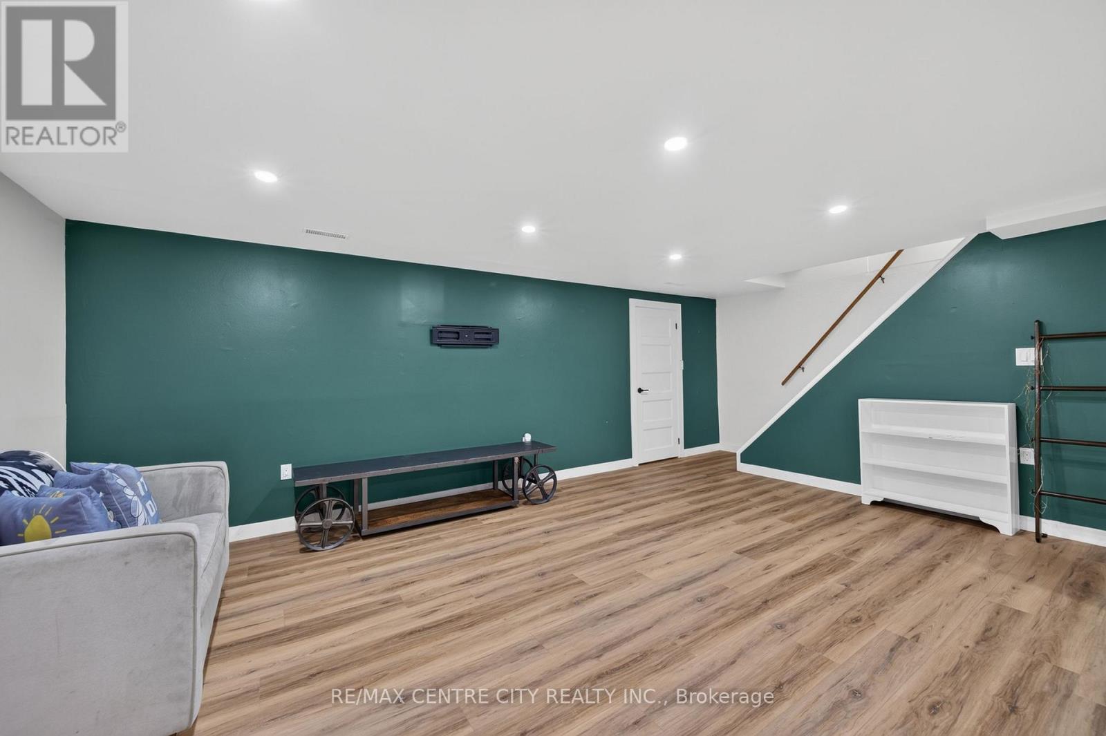 1 Idsardi Avenue, St. Thomas, Ontario  N5R 5P5 - Photo 37 - X13536812