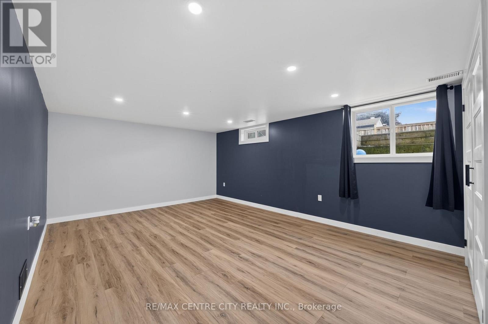 1 Idsardi Avenue, St. Thomas, Ontario  N5R 5P5 - Photo 38 - X13536812