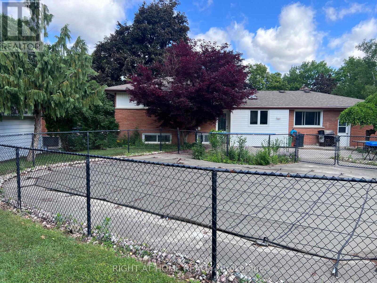 46 Radcliffe Crescent, London North, Ontario  N6H 3X4 - Photo 43 - X13536848