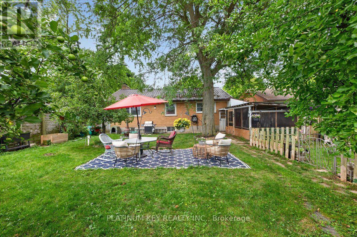 1948 Royal Crescent, London East, Ontario  N5V 1N7 - Photo 18 - X13537062