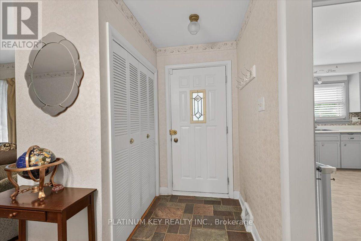 1948 Royal Crescent, London East, Ontario  N5V 1N7 - Photo 4 - X13537062