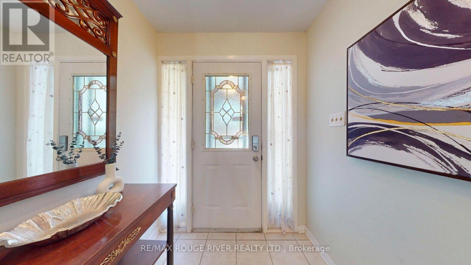 33 Pepper Tree Drive, Toronto, Ontario  M1C 1Y5 - Photo 3 - E13536788