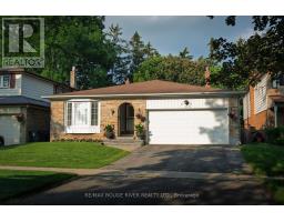 33 PEPPER TREE DRIVE, Toronto, Ontario
