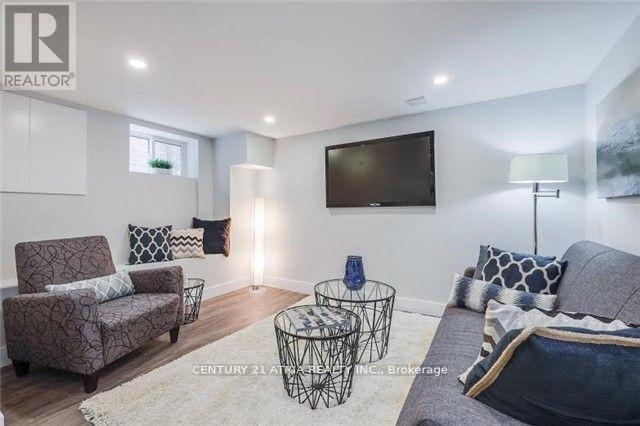 51 West Lynn Avenue, Toronto, Ontario  M4C 3V9 - Photo 12 - E13536864