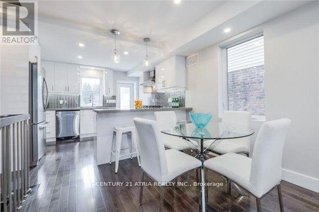 51 West Lynn Avenue, Toronto, Ontario  M4C 3V9 - Photo 3 - E13536864