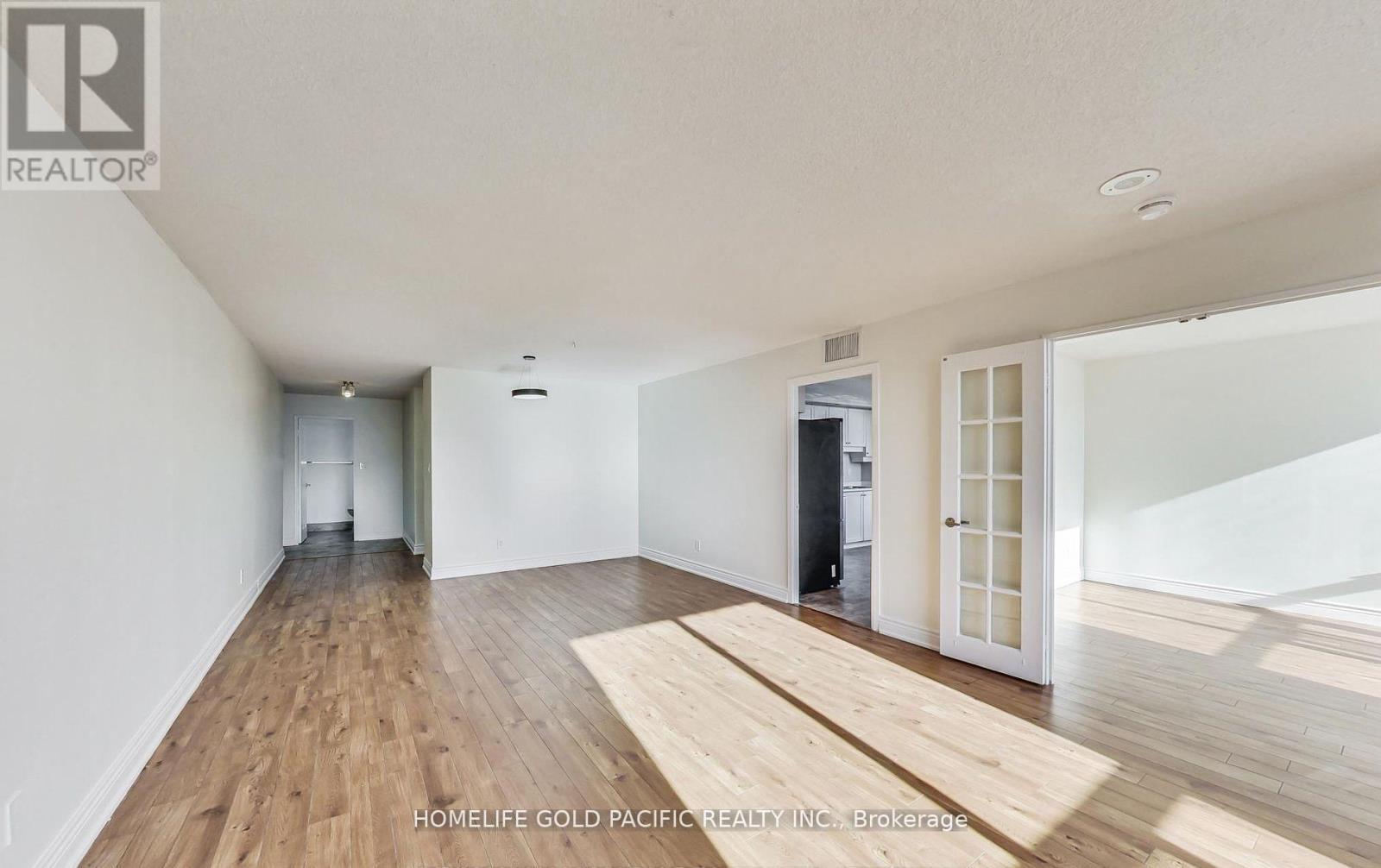 1604 - 88 CORPORATE DRIVE - Photo 20