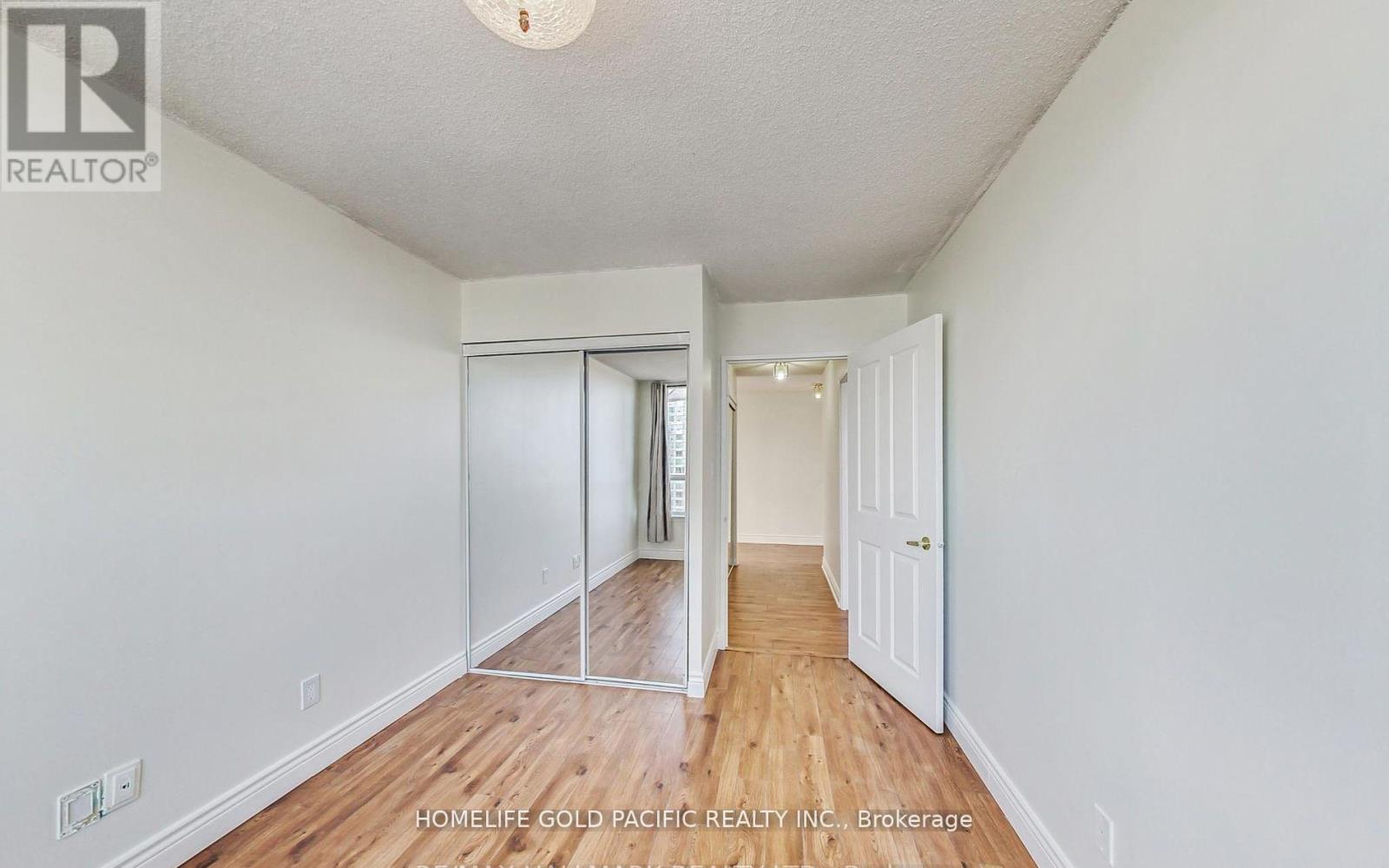 1604 - 88 CORPORATE DRIVE - Photo 26