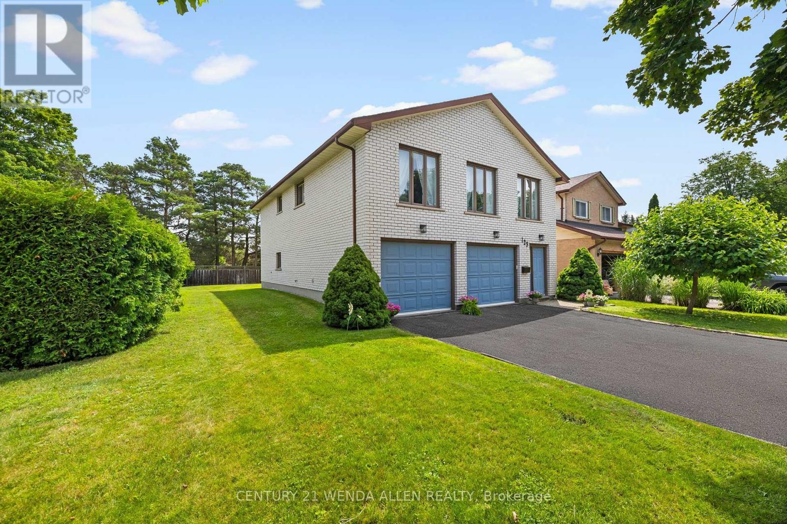123 Ardwick Street, Whitby, Ontario  L1N 8A2 - Photo 2 - E13537060