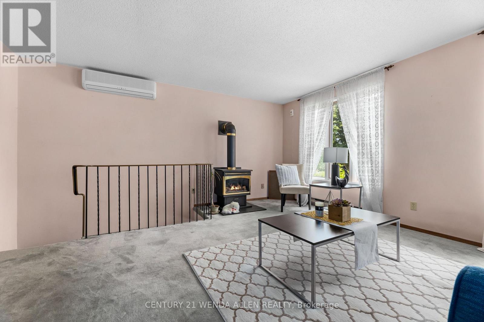 123 Ardwick Street, Whitby, Ontario  L1N 8A2 - Photo 5 - E13537060