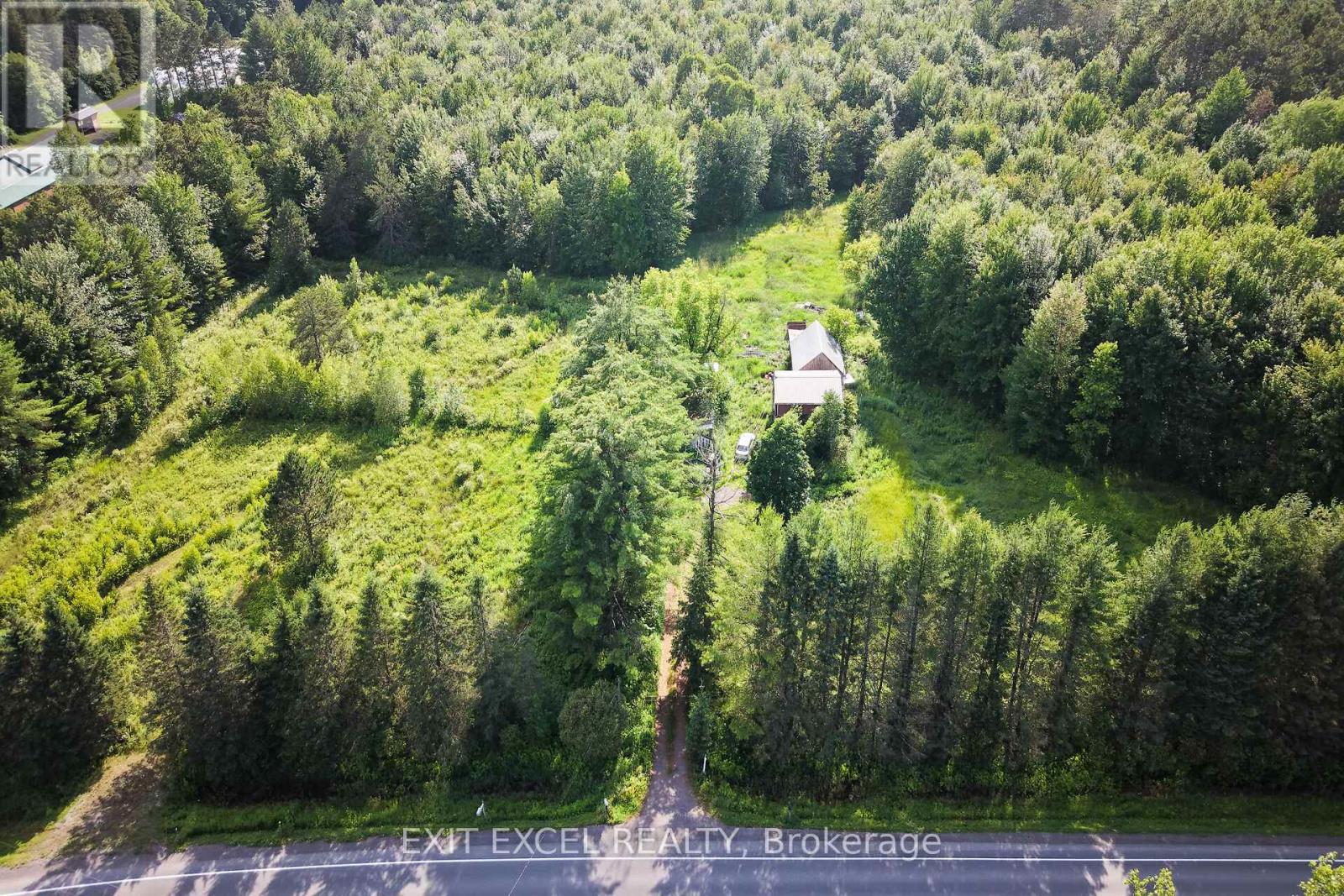4822 Champlain Street, Clarence-Rockland, Ontario K0A 1E0 - Photo 3 - X13536856