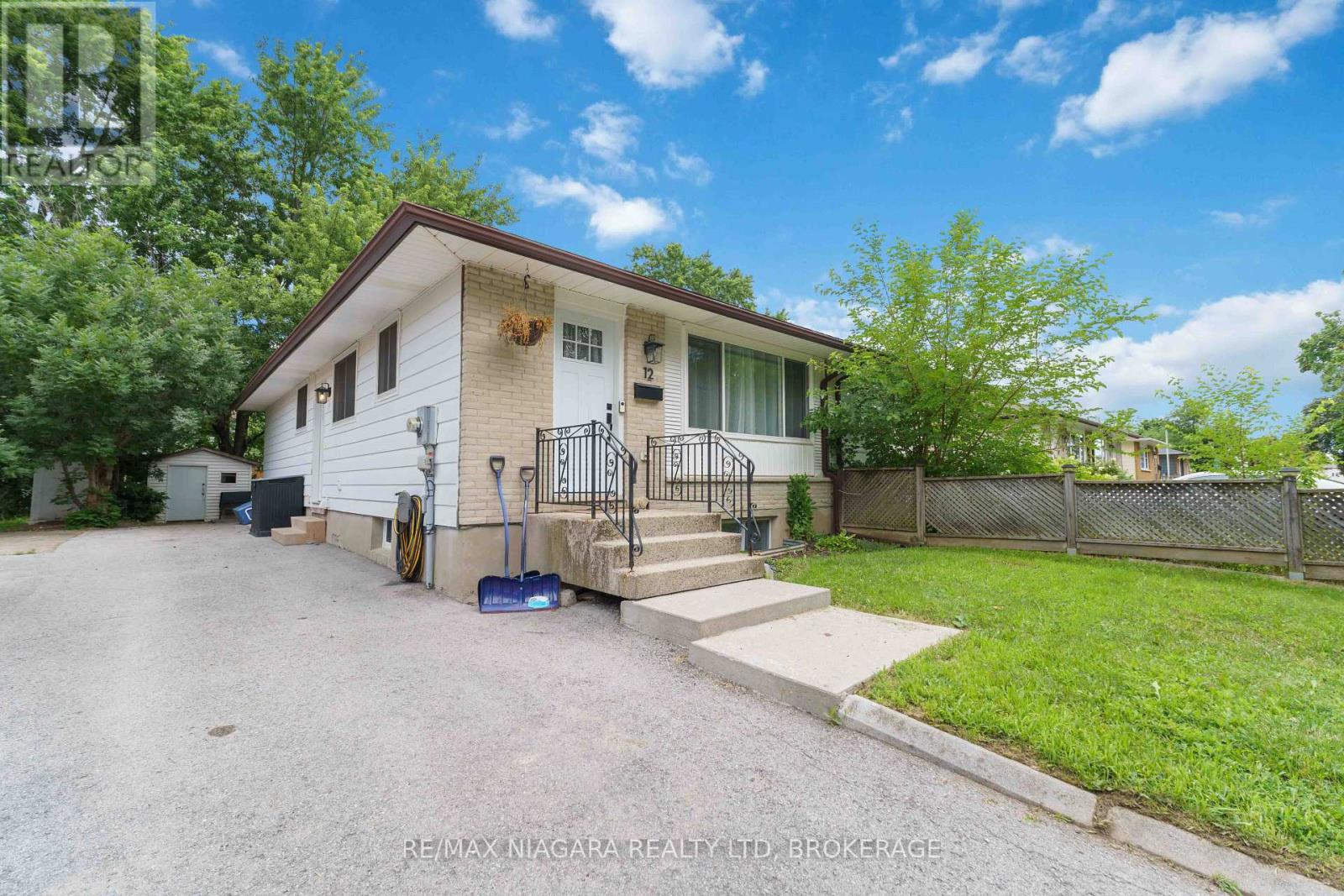 Basement - 12 Wallace Street, St. Catharines, Ontario  L2S 1E9 - Photo 2 - X13536720
